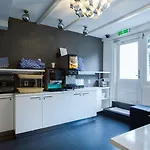 Vossius Vondelpark Hotell 3*