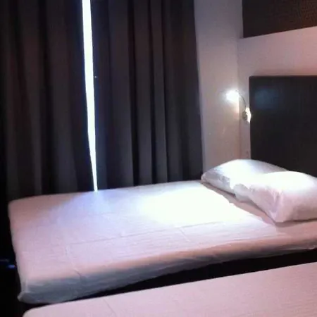 Vossius Vondelpark Hotel