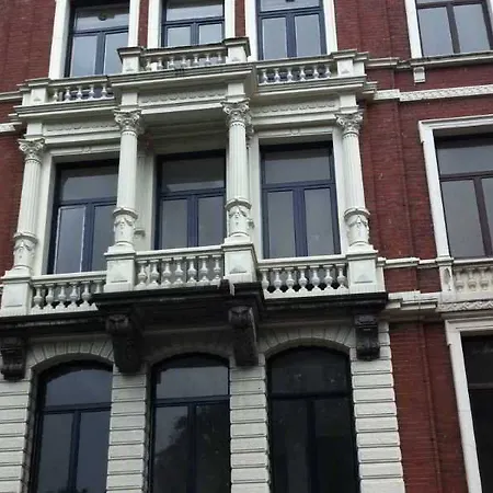 Vossius Vondelpark Hotel