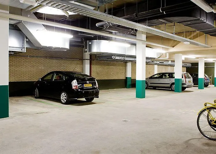 Hotel Vossius Vondelpark 3*