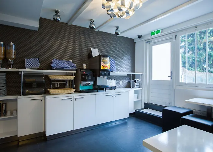 Vossius Vondelpark Hotel 3*