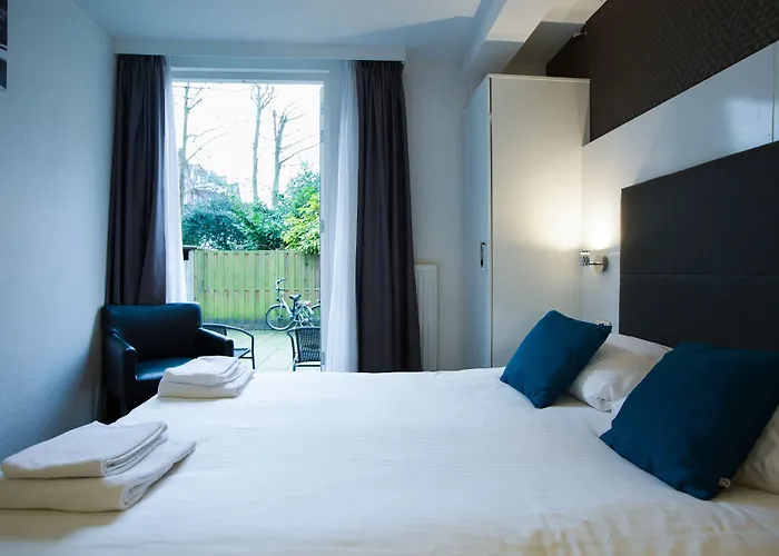 Vossius Vondelpark Hotel 3*