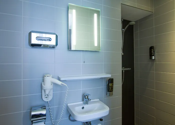 Hotel Vossius Vondelpark 3*