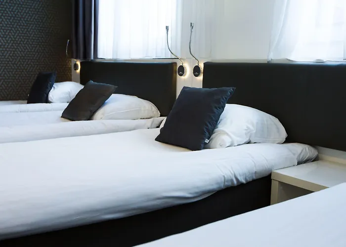 Vossius Vondelpark 3*