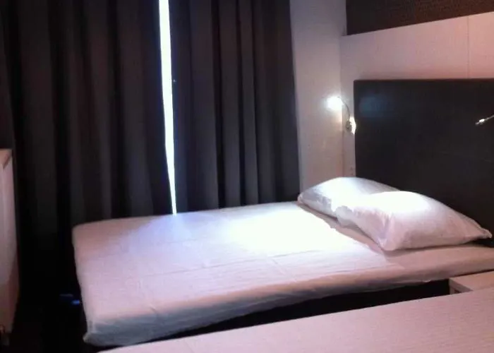 Vossius Vondelpark Hotel